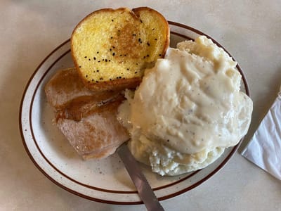 Fern Restaurant & Lounge