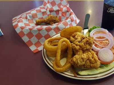 Foster Farms Livingston Cafe