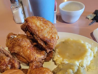 Four Corners Restaurant & Bar