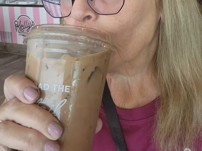 Foxtail Coffee Co. & Kelly's Ice Cream - Magnolia Plaza