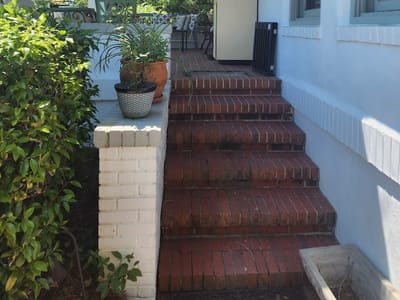 Frankie's Southern Grinds