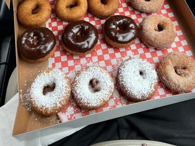 Fred's Coffee & Donuts