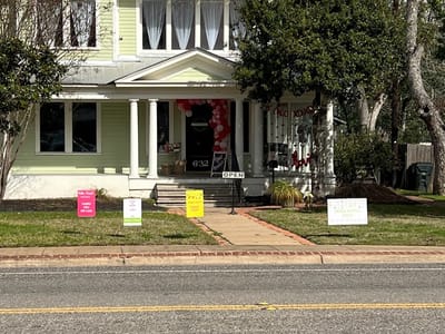 Friends On Walnut Street