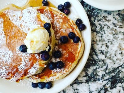 Full Circle Café & Espresso Bar