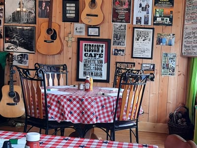 Gibson's Cafe