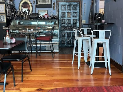 Gibson's Roadhouse Cafe