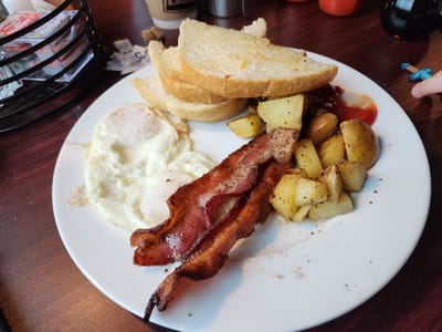 Gibson's Roadhouse Cafe