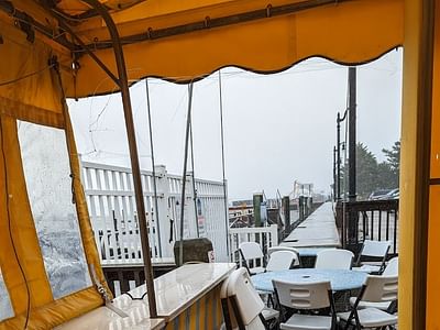 Gilchrist Restaurant