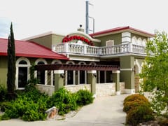 Giovanni's Italian Restaurant & Pizzeria