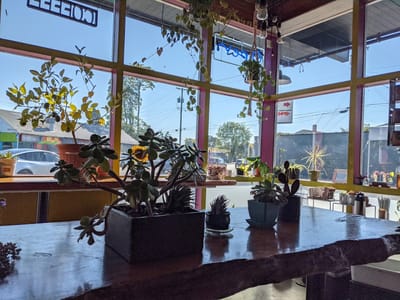 Glass House Coffee & Kitchen