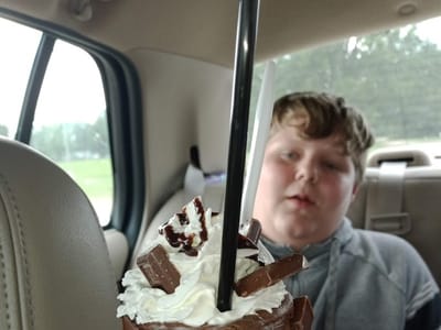 Glenmora Snow Cone Stand