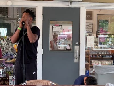 Global Gallery Coffee Shop