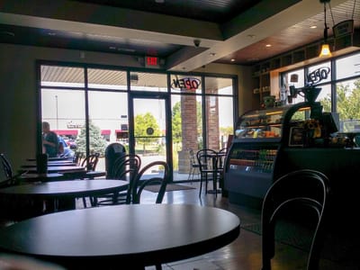 Gloria Jean's Coffees Normal (Varying hours of operation)