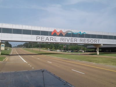 Golden Moon Hotel & Casino: The Whiskey Bean