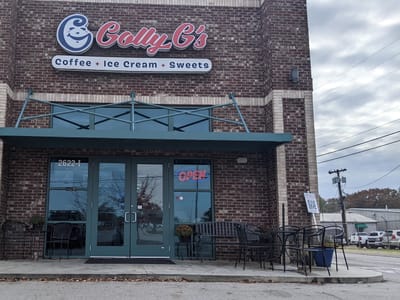 Golly G's Coffee, Ice Cream & Sweets