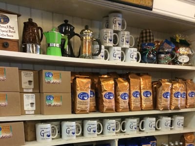 Govan's Salon & Coffee Cafe