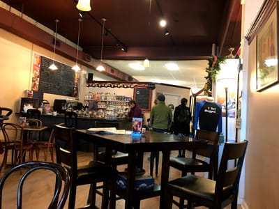 Govan's Salon & Coffee Cafe