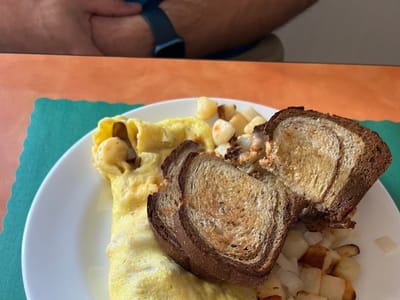 Grandbelly's Country Cafe