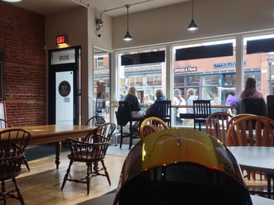 Green Bridge Coffee Shop