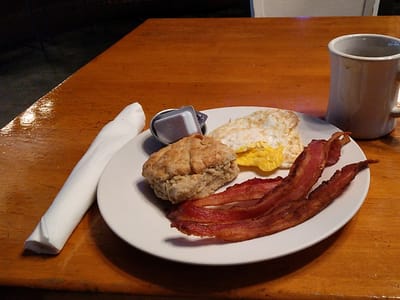 Grinder House Station Drive Thru