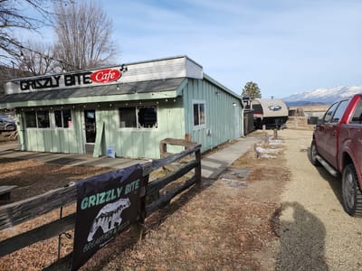 Grizzly Bite Cafe