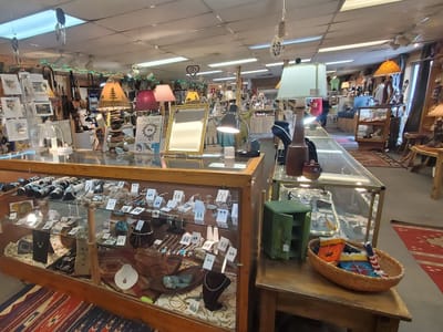 Grizzly Claw Trading Co