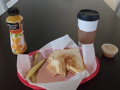 Grumpy's Deli & My Wife's Juice Bar