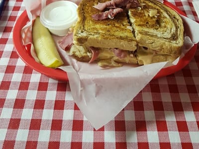 Grumpy's Delicatessen