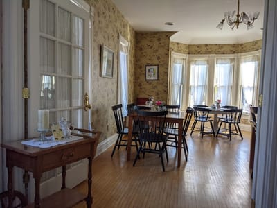 Gustaf's On Main Eatery