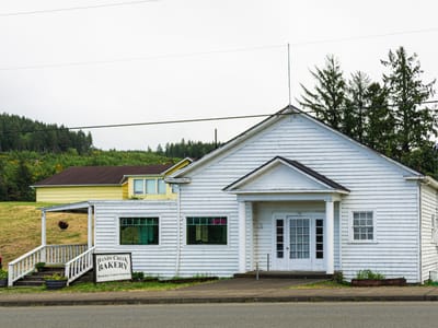 Handy Creek Bakery and cafe