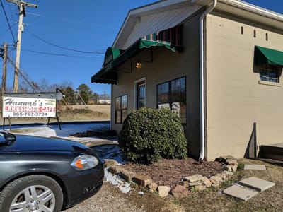 Hannah's Lakeshore Cafe