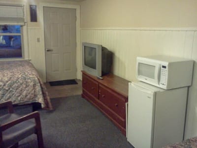 Hanson's Café Motel