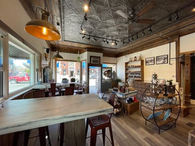 Harwood Gold Store & Cafe