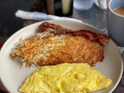 Heidi’s Huggamug Cafe