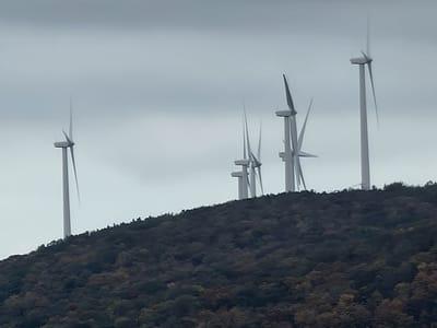 Hendrick's Summit Lodge