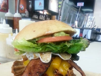 Heroes American Cafe