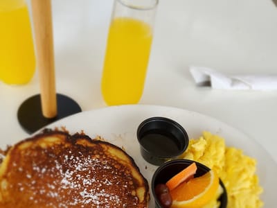 Hester's Cafe Six Points