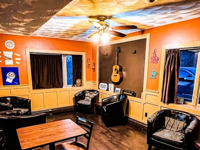 Higher Grounds Community Coffeehouse