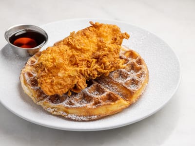 Hilltop Coffee + Kitchen - DTLA