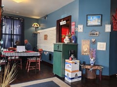 His and Hers Coffee Shop & luncheonette