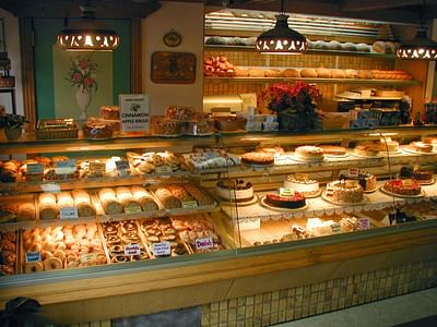 Hofer's Bakery and Cafe