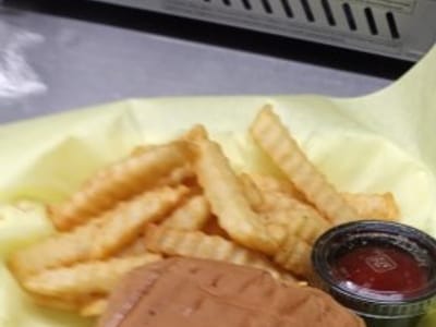 Hole in the Wall Get-Away Cafe