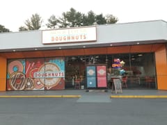 Hole Lotta Doughnuts