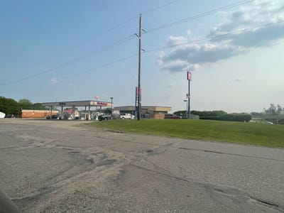 Holiday Stationstores