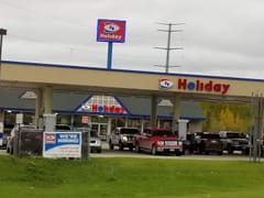 Holiday Stationstores