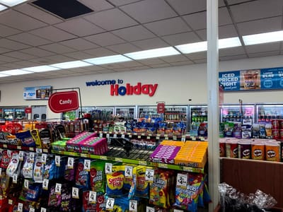 Holiday Stationstores