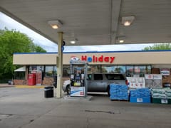 Holiday Stationstores