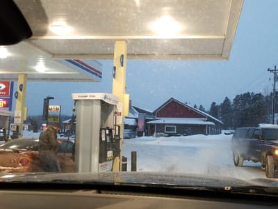 Holiday Stationstores