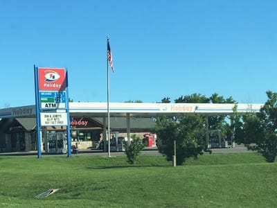 Holiday Stationstores