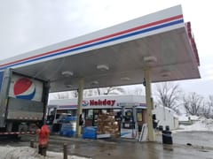 Holiday Stationstores